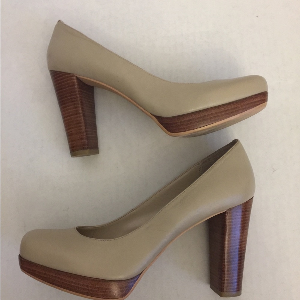 Jeffrey Tyler🌷Tan Heels Sz 8